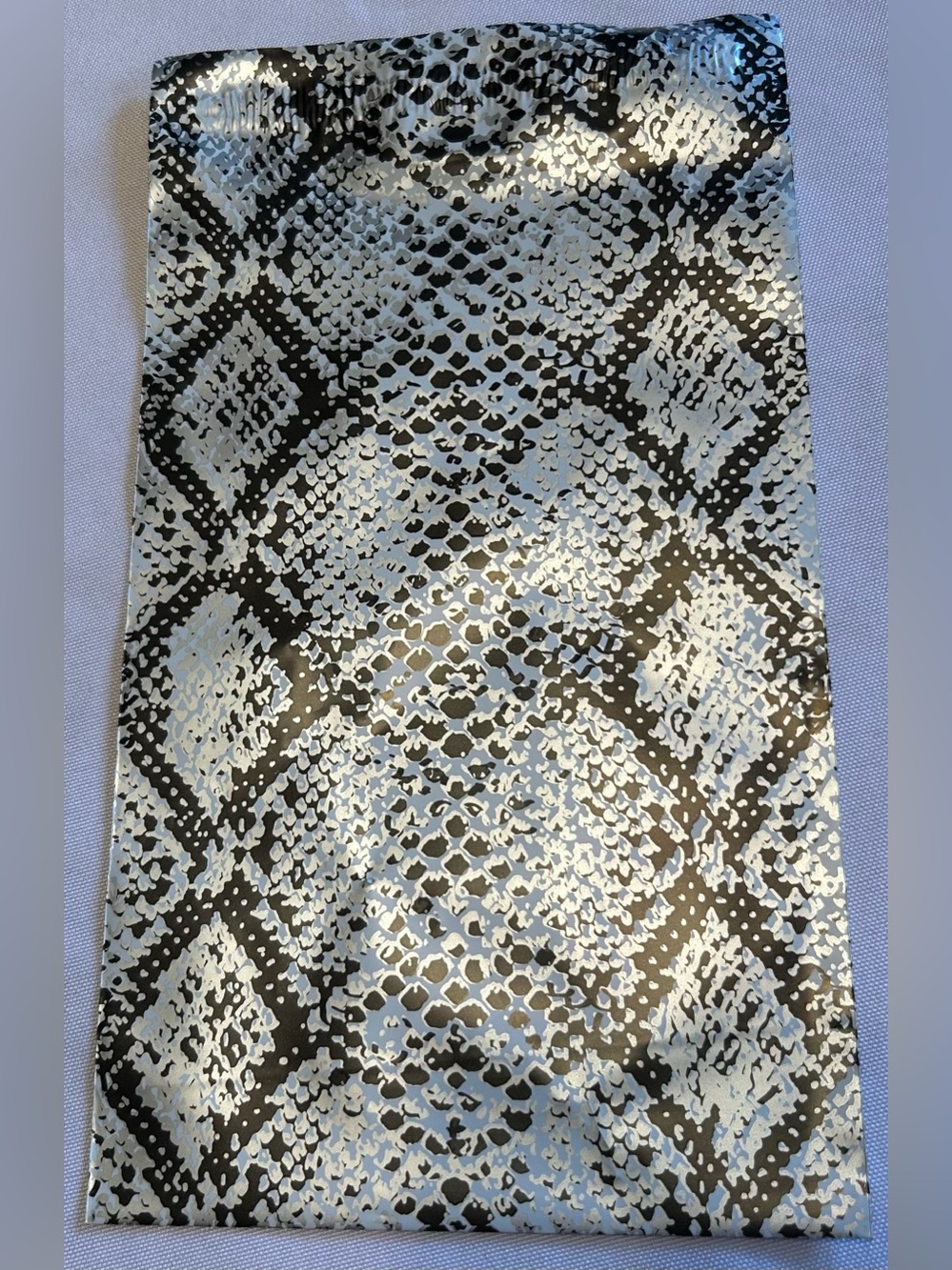 20 Snake-Print Poly mailers - 6” x 9”